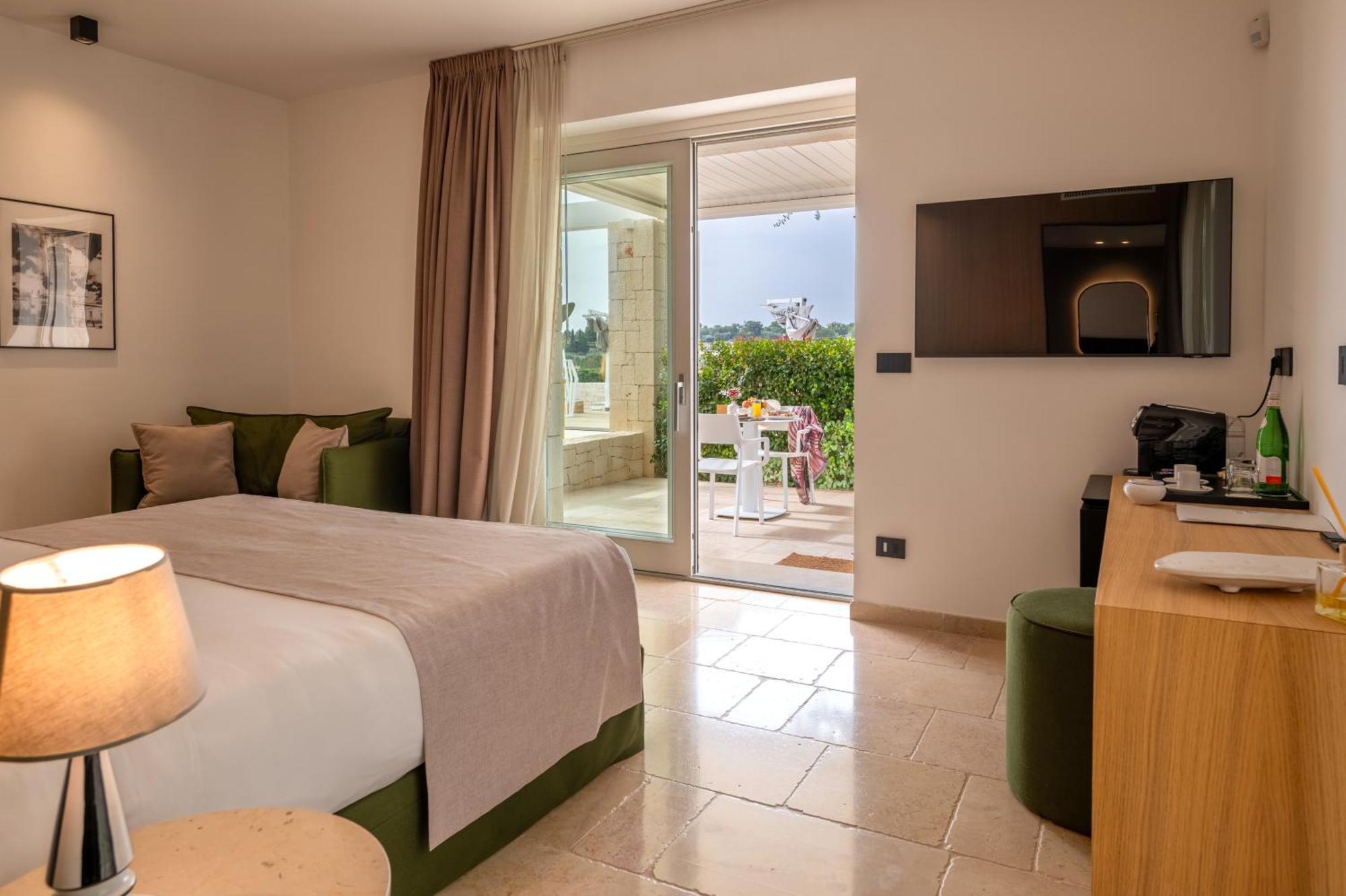 Bed and Breakfast Essenza Relais Contemporaneo Cisternino Exterior foto